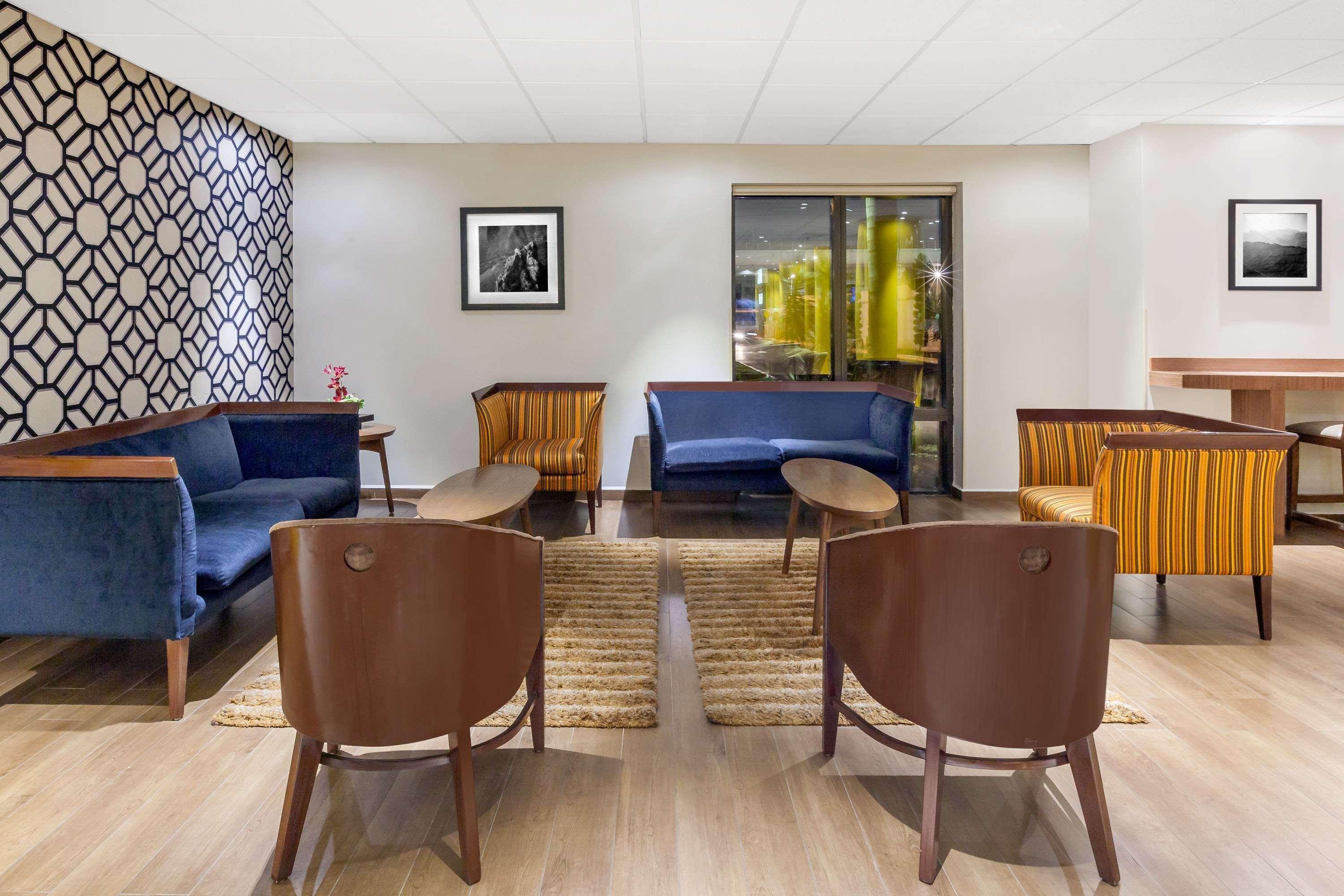 Hotel Wyndham Garden Monterrey Norte 4*